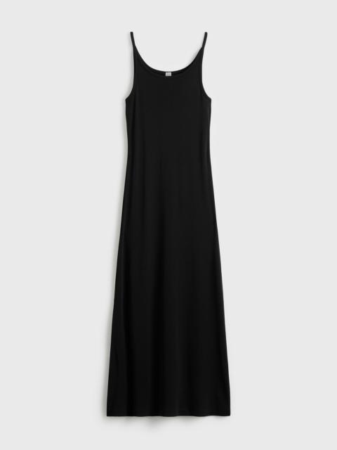 Fluid slip dress black