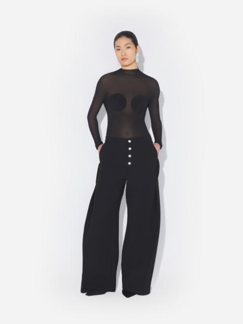 THE SCULPTURAL PANTS