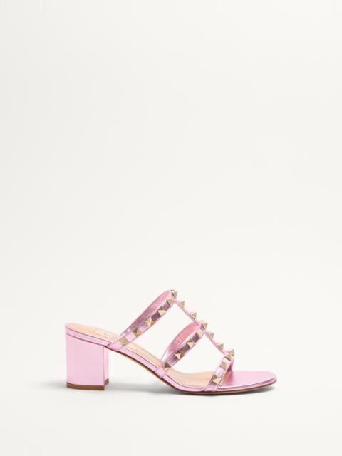 ROCKSTUD SLIDE SANDAL IN LAMINATED NAPPA 60MM