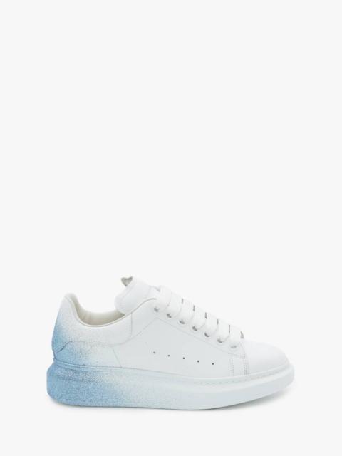 Oversized Sneaker in White/blue