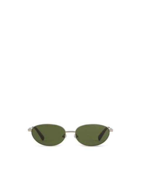 oval-frame sunglasses