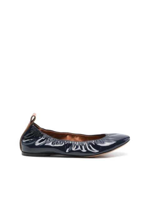 The leather ballerina flat