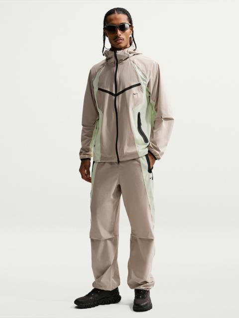Nike Tech Men's Dri-FIT Woven Color-Block Pants
