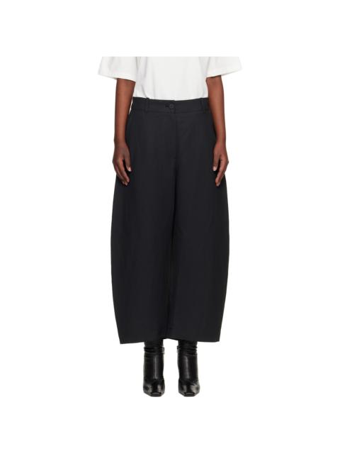 Black Chalco Linen Trousers