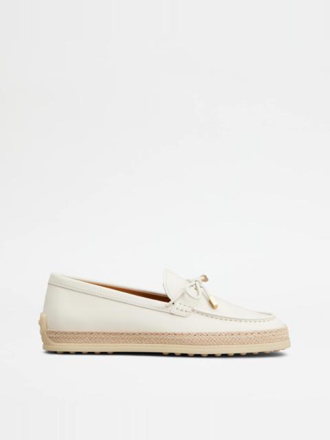 LOAFERS IN LEATHER - WHITE