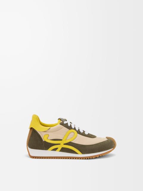 Flow Runner 2.0 in nylon and suede
