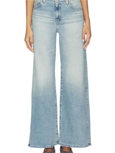 Saige Wide Jeans