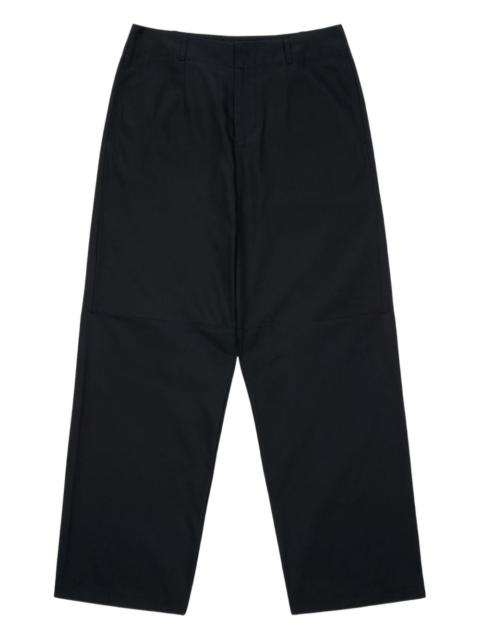 low-rise trousers