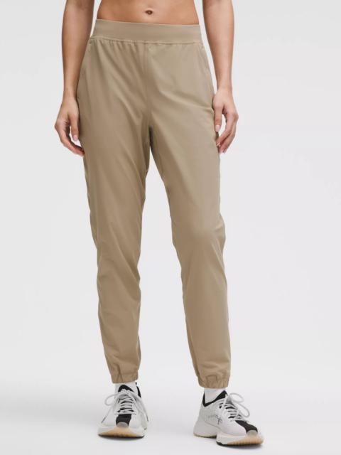 Adapted State High-Rise Jogger *Short