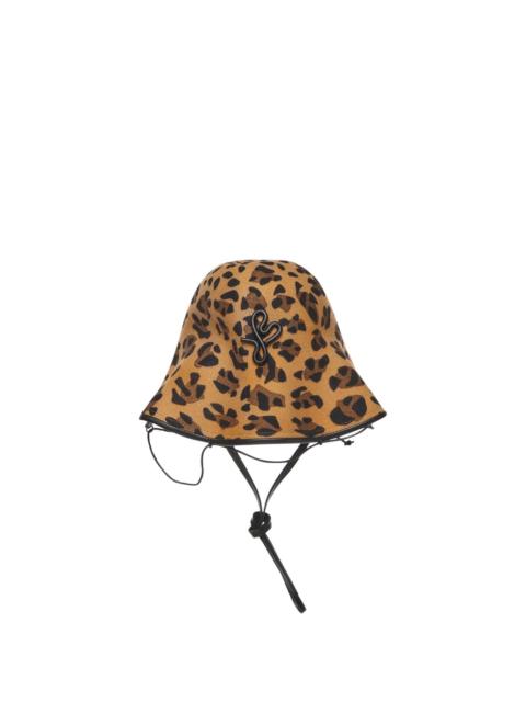 leopard-print drawstring bucket hat