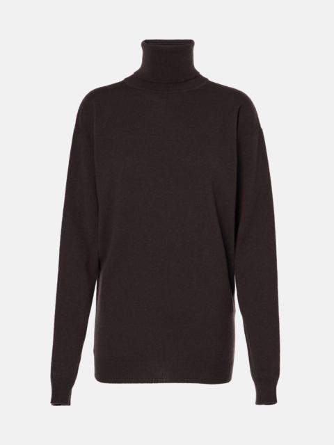 Cashmere turtle-neck sweater