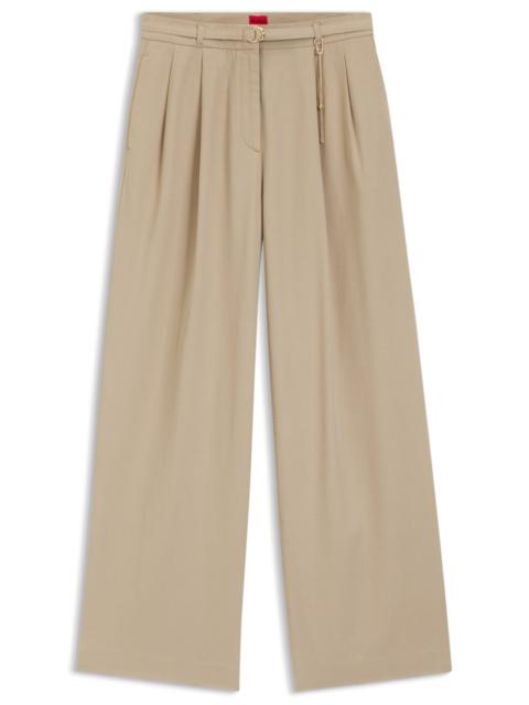 STRAIGHT-FIT TROUSERS WITH GOLD-TONE CARABINER CHAIN