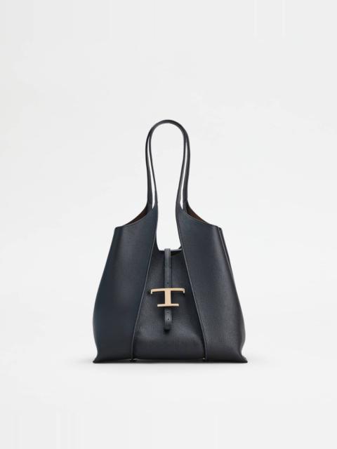 T TIMELESS SHOPPING BAG IN LEATHER SMALL - BLACK