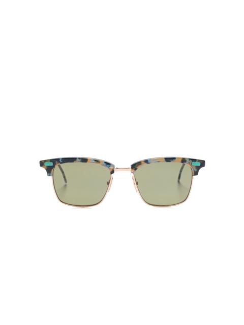 tortoiseshell sunglasses