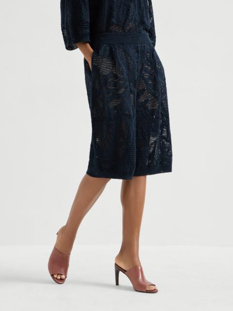 Dazzling water lillies Bermuda shorts in linen and cotton