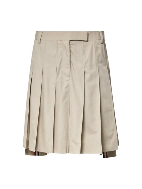 Bermuda Length Front Fly Pleat Skirt