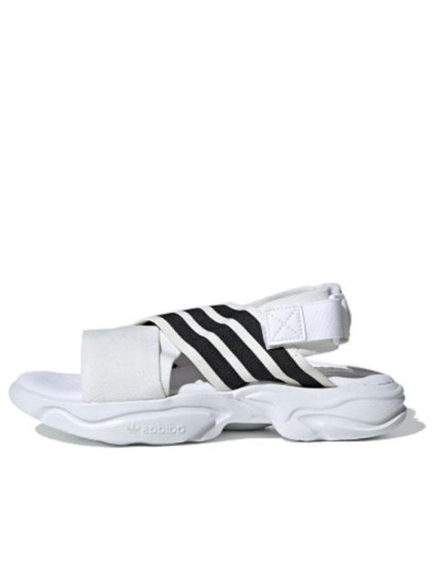 (WMNS) adidas Magmur 'White Black' EF5848