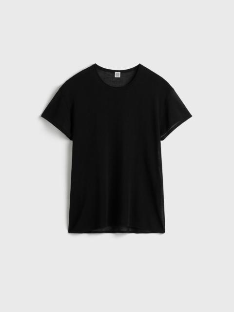 Silk tee black