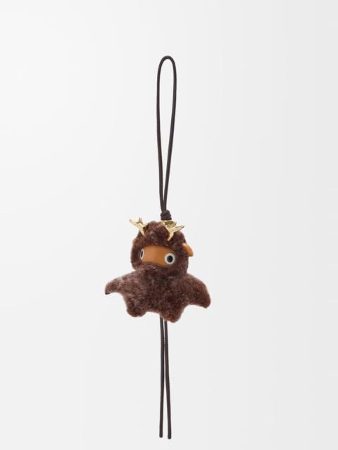 Deer Puzz charm in shearling