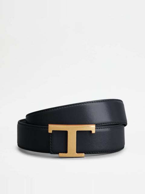 T TIMELESS REVERSIBLE BELT IN LEATHER - BLUE, BLACK