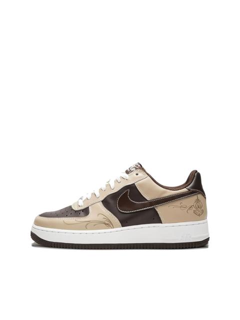 Nike Air Force 1 embroidered leather sneakers | REVERSIBLE display picture 2
