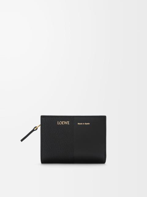 Duet compact wallet in smooth and grained calfskin