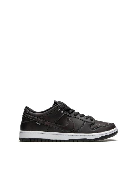 x Civilist SB Dunk Low sneakers