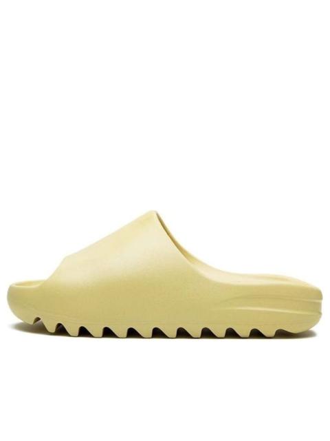 adidas Yeezy Slide 'Desert Sand' FW6344