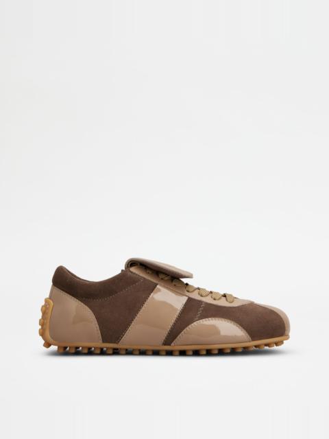TOD'S T-MARATHON SNEAKERS IN PATENT LEATHER - BROWN, BEIGE