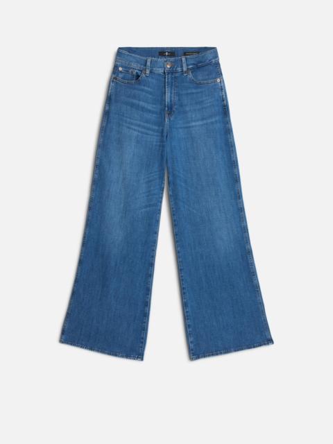 Left Hand Cropped Lotta in Nevada