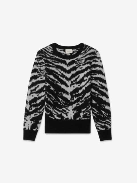 SWEATER 03 ZEBRA JAQCUARD