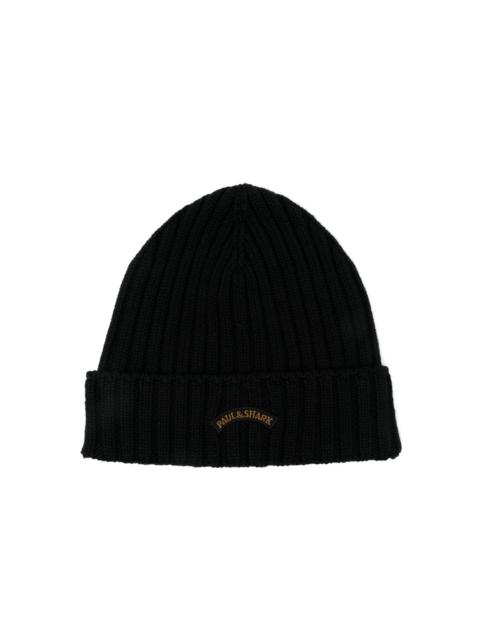 logo-patch beanie