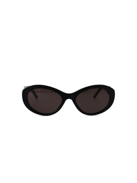 oval-frame sunglasses