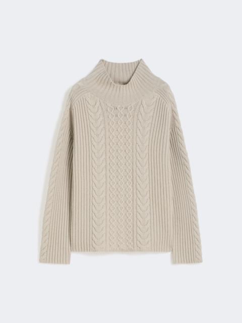 Cable-knit wool and cashmere polo-neck sweater - WHITE