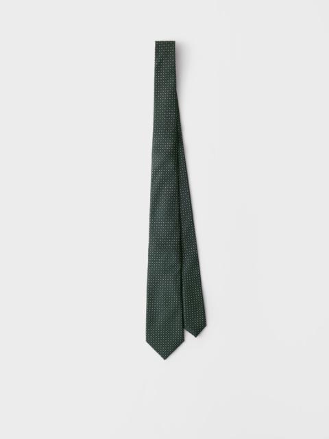 Silk tie