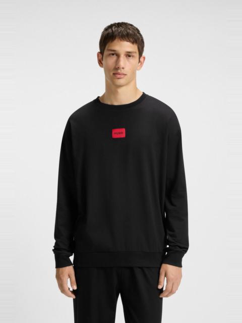 GIFT-BOXED PAJAMAS WITH RED LOGO LABELS