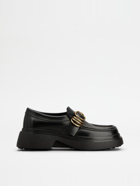 LOAFERS IN LEATHER - BLACK