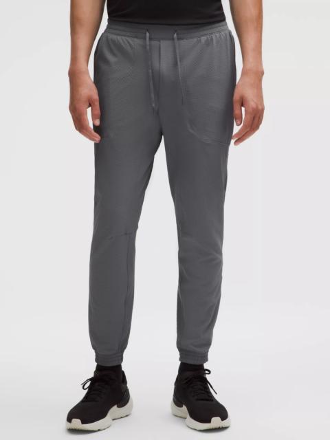 License to Train Textured Jogger *Regular