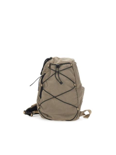 lens-pocket drawstring backpack