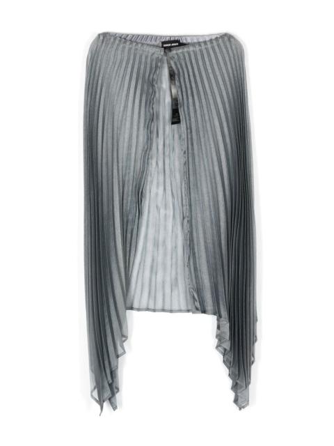 fully-pleated button cape