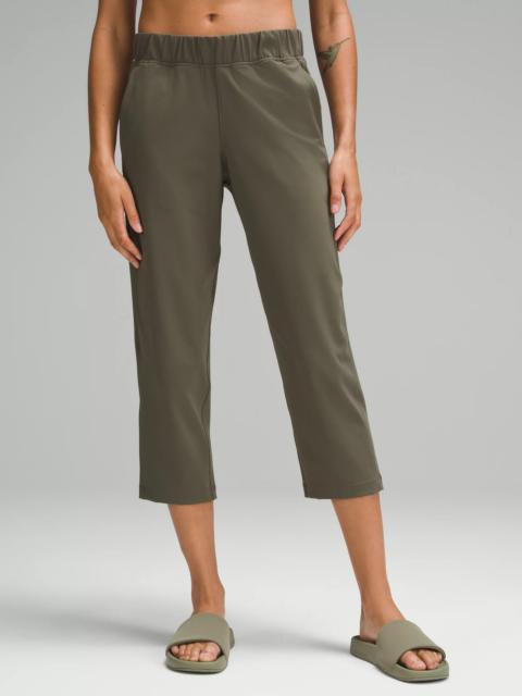 Luxtreme Slim-Fit Pull-On Mid-Rise Cropped Pant