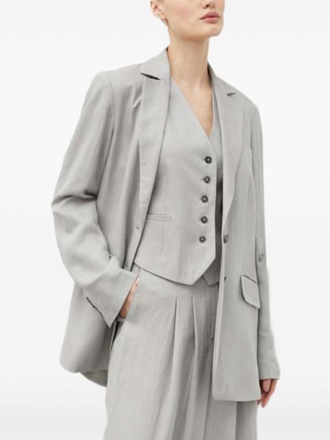 buttoned sleeveless top