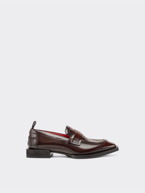 Handcrafted loafers in brushed leather