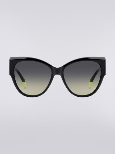Rounded frame sunglasses with contrasting logo insert