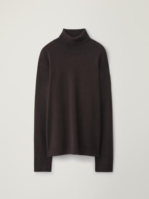 The Aksel Sweater
