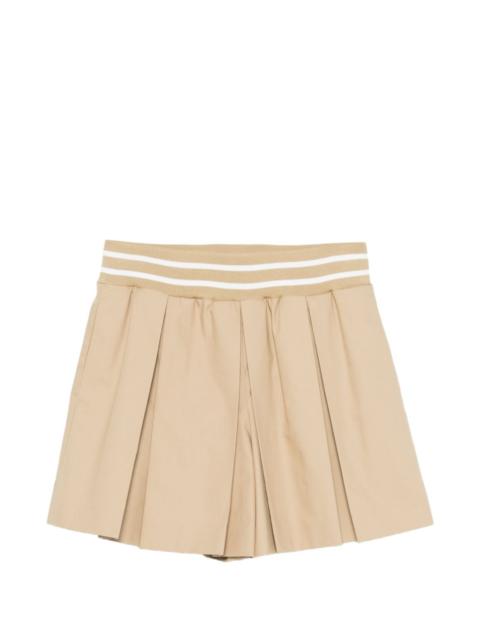 striped-waistband shorts