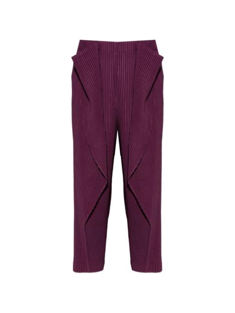 pleated trousers