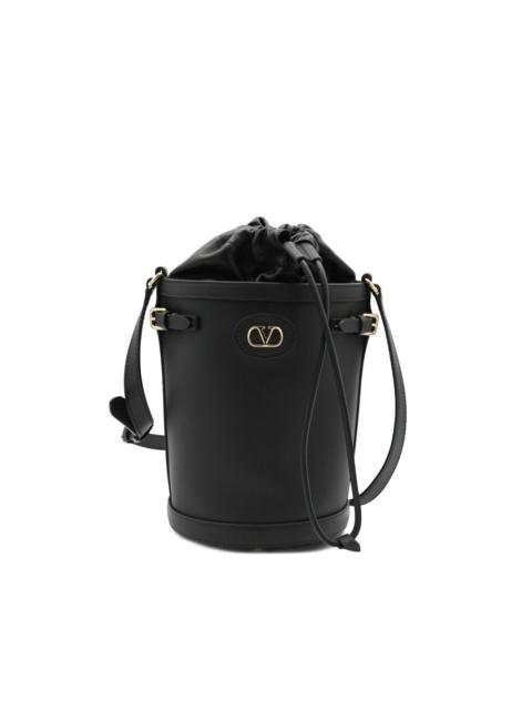 logo-buckle bucket bag