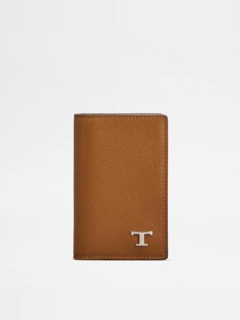 CARD HOLDER IN LEATHER - BROWN