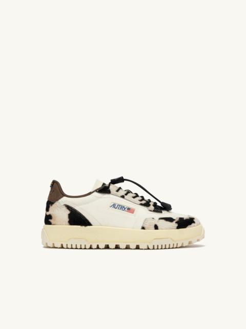 WILDPACE LOW SNEAKERS IN MARSHMALLOW AND COW CORDURA AND LEATHER